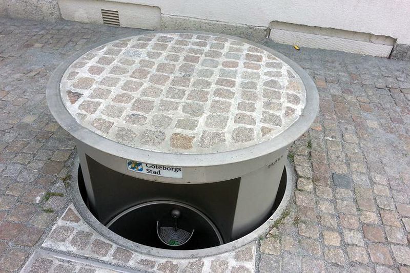 Pop-Up Toilets, Europe