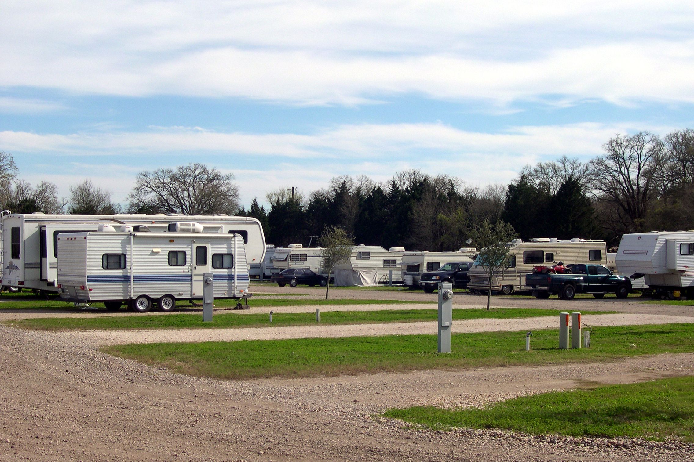 Pull-Through campsite for RVs