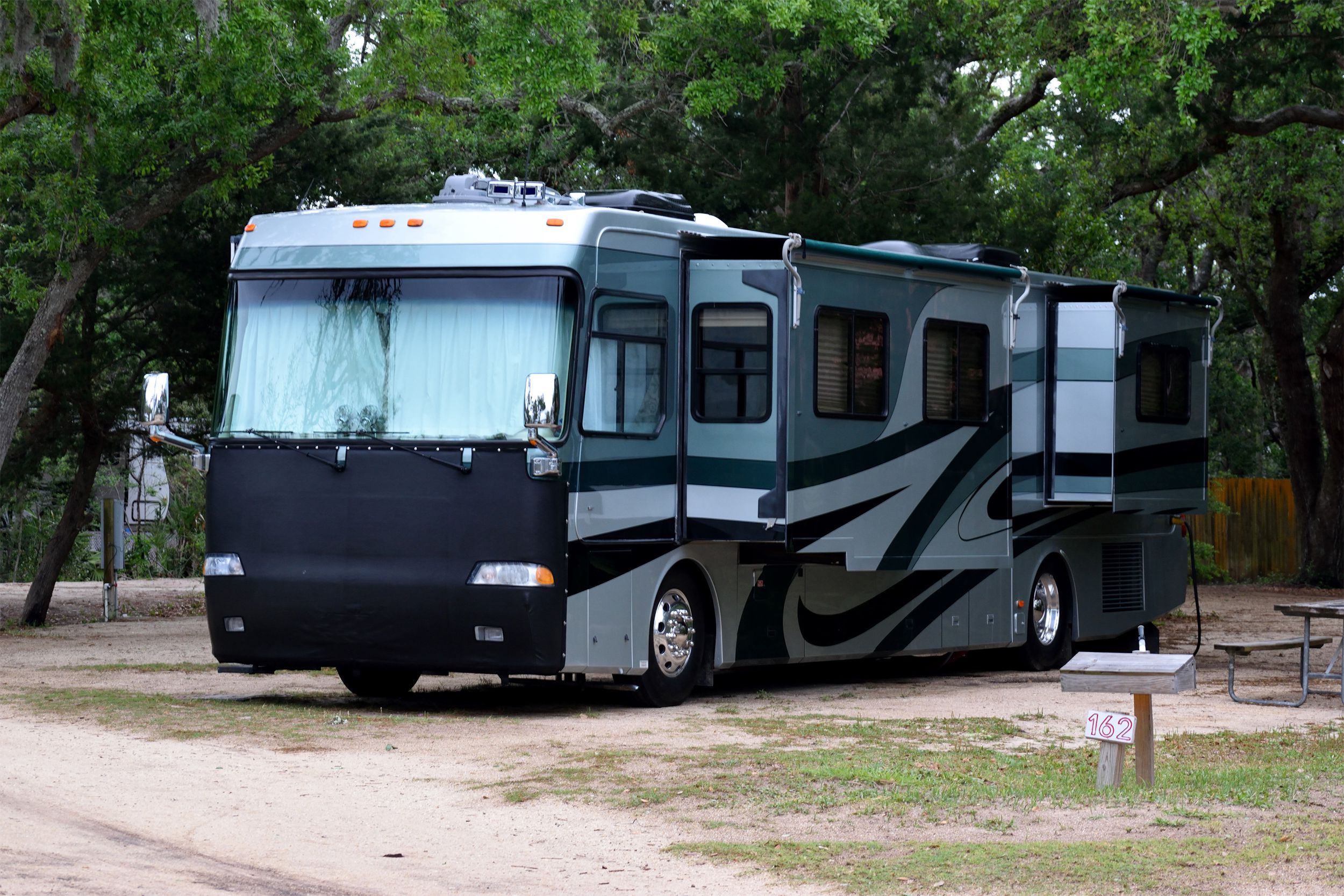 Large RV with slide-out rooms