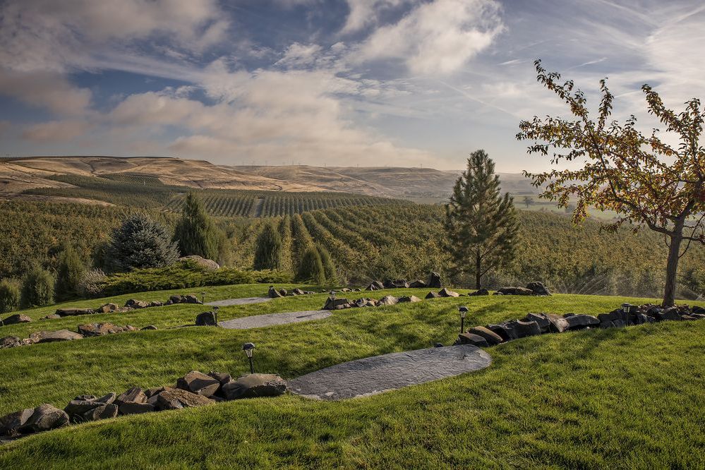 Cameo Heights Mansion, Touchet, Washington