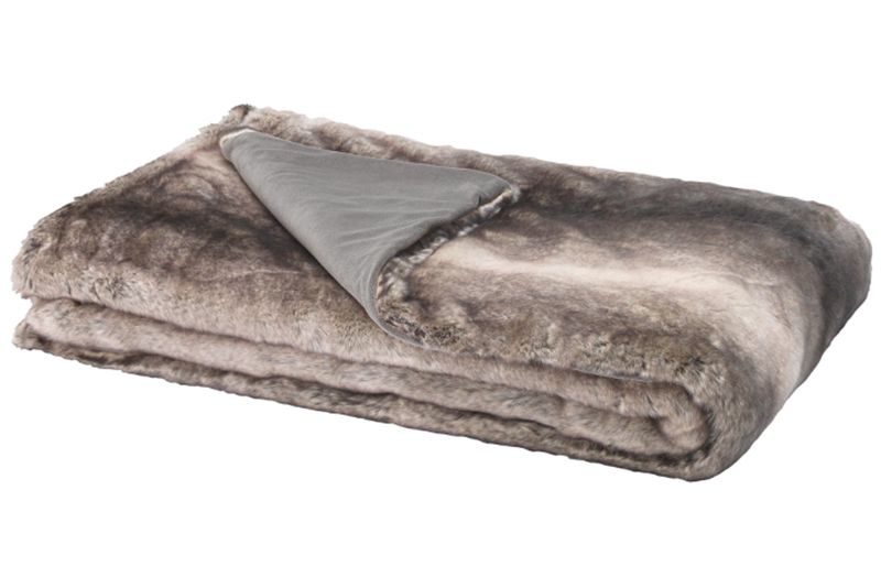 Lisann Throw