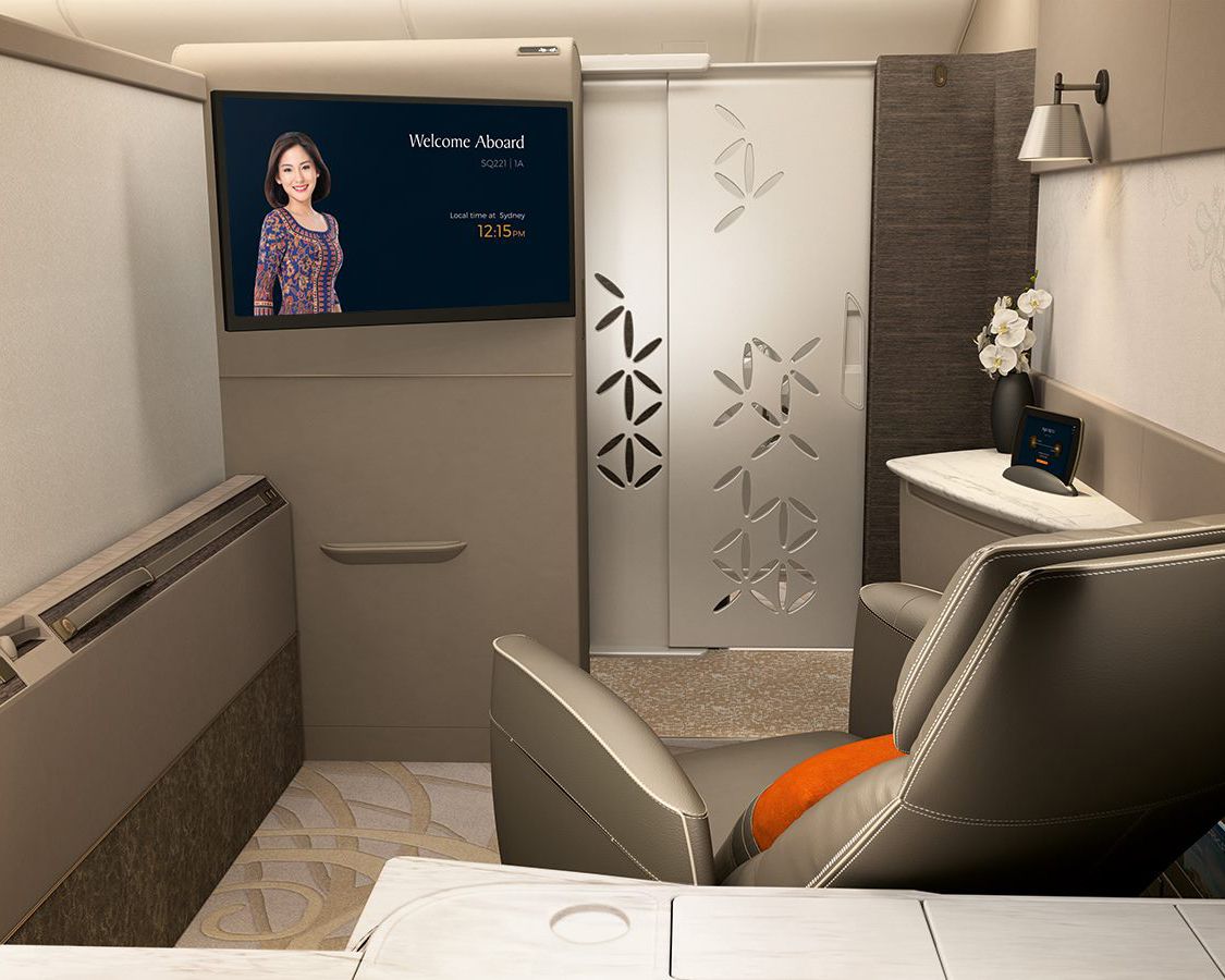 32-Inch Touchscreen, Singapore Airlines