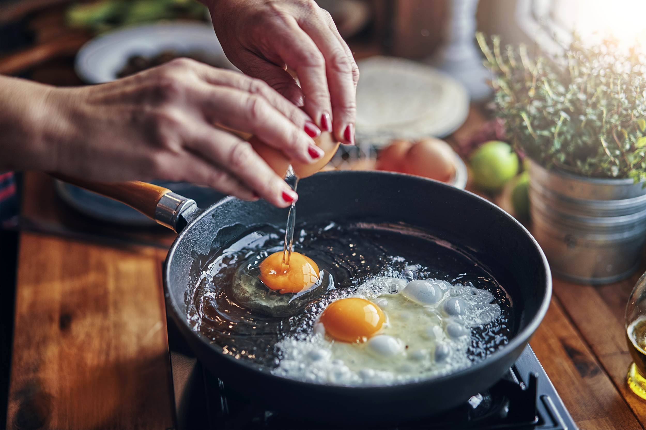 Frying eggs
