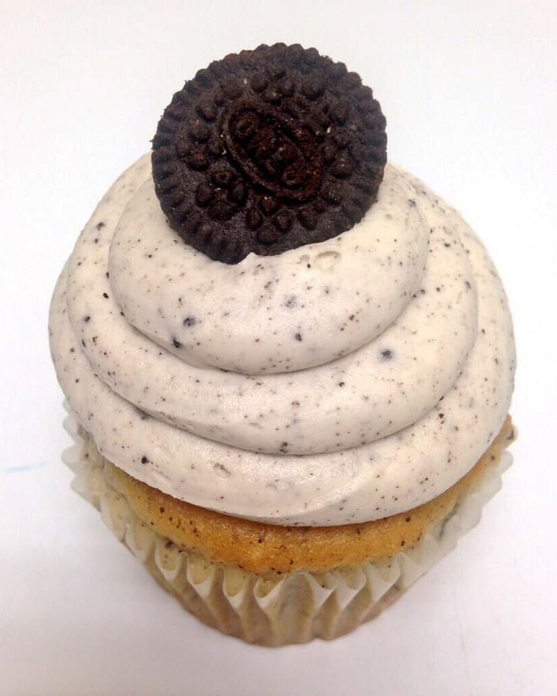 Cookies n' Cream Cupcake, Kansas City Cupcake Co., Mission, Kansas