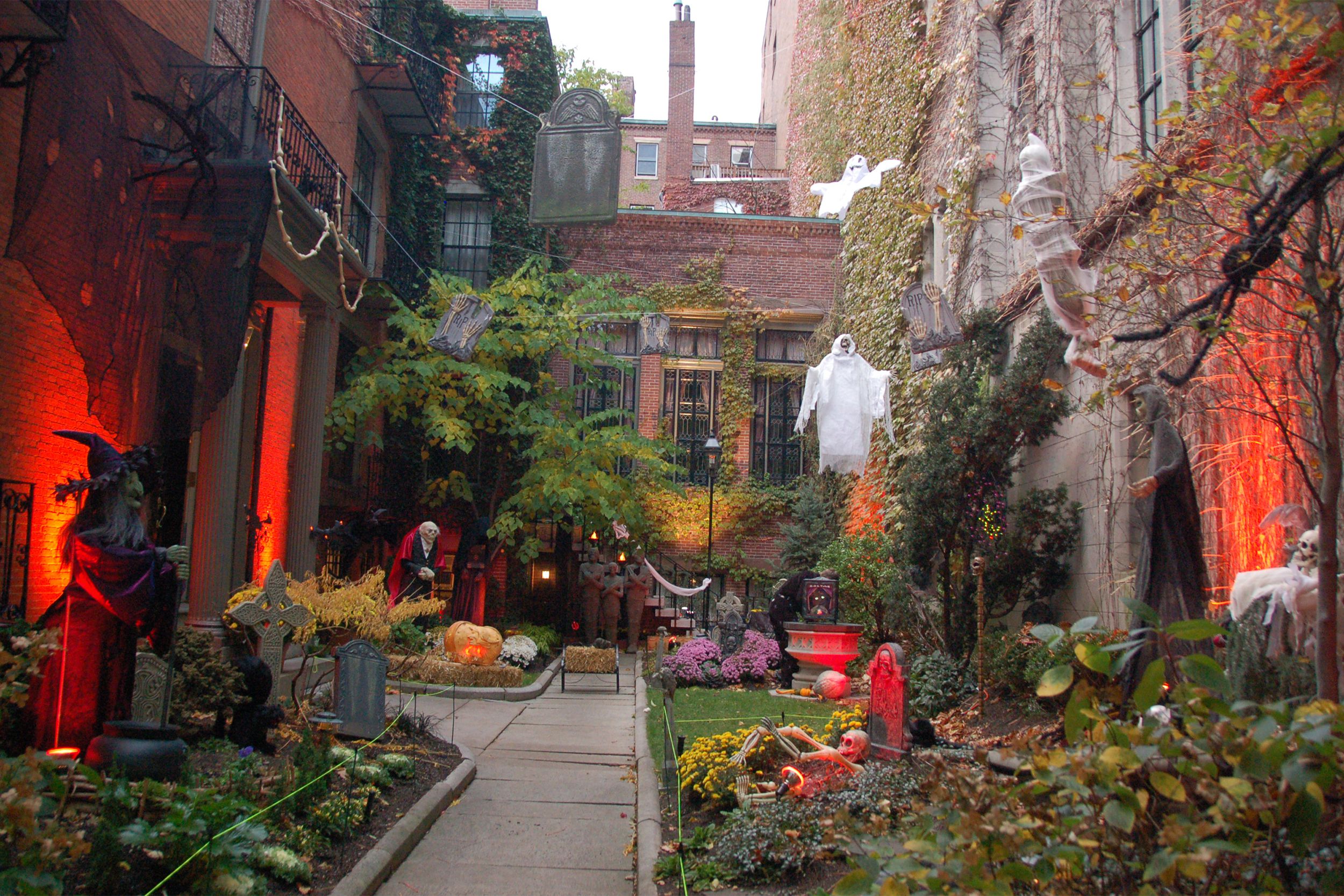 Beacon Hill Halloween