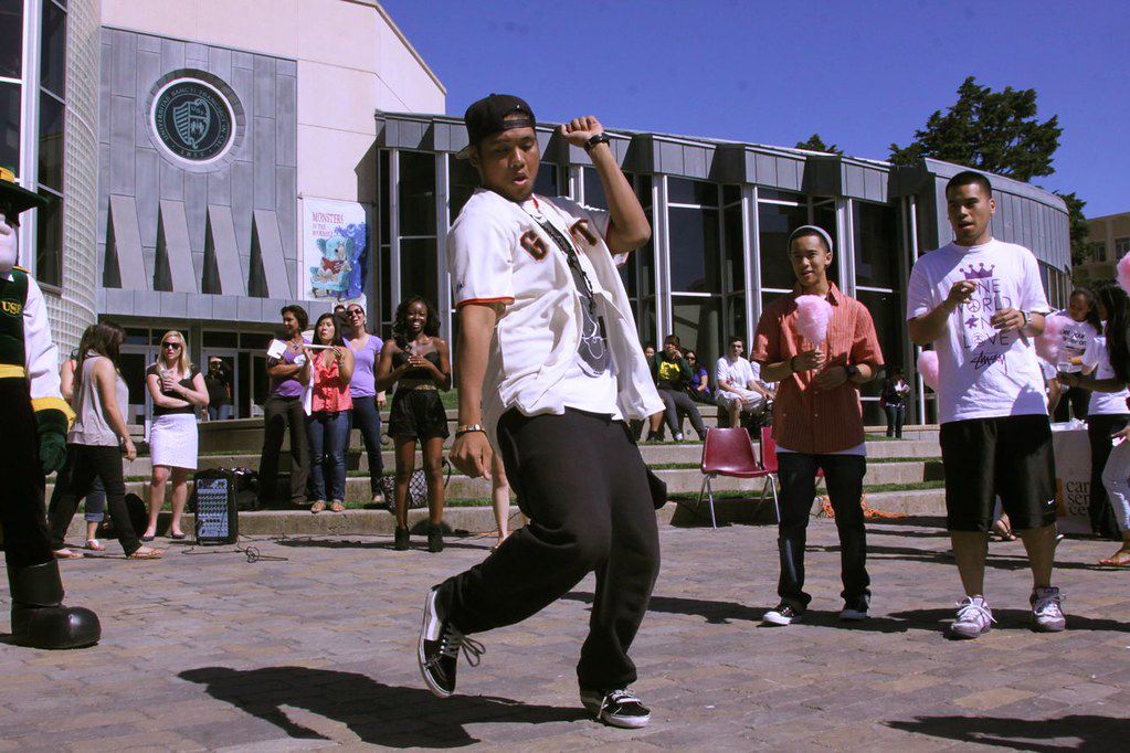 'Teach Me How to Dougie'