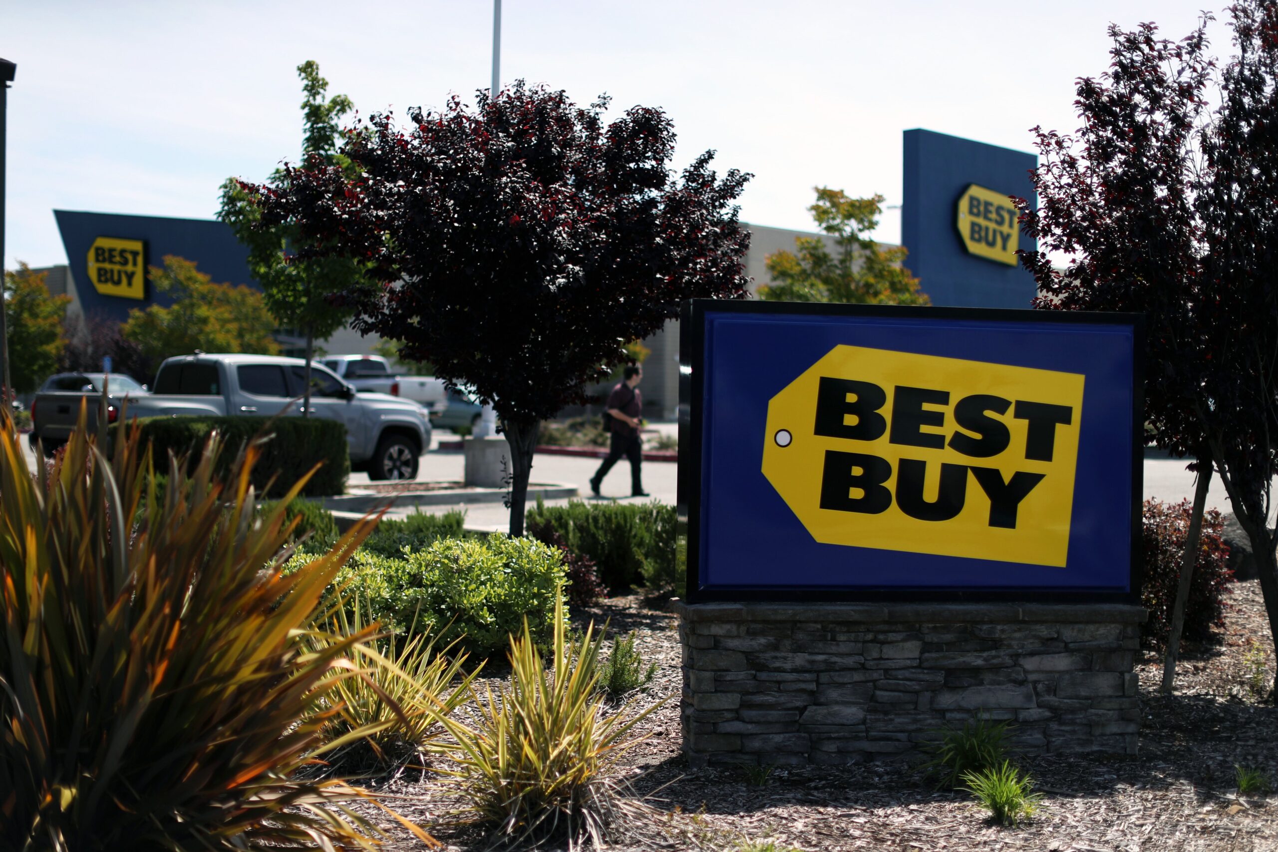 best buy exterior