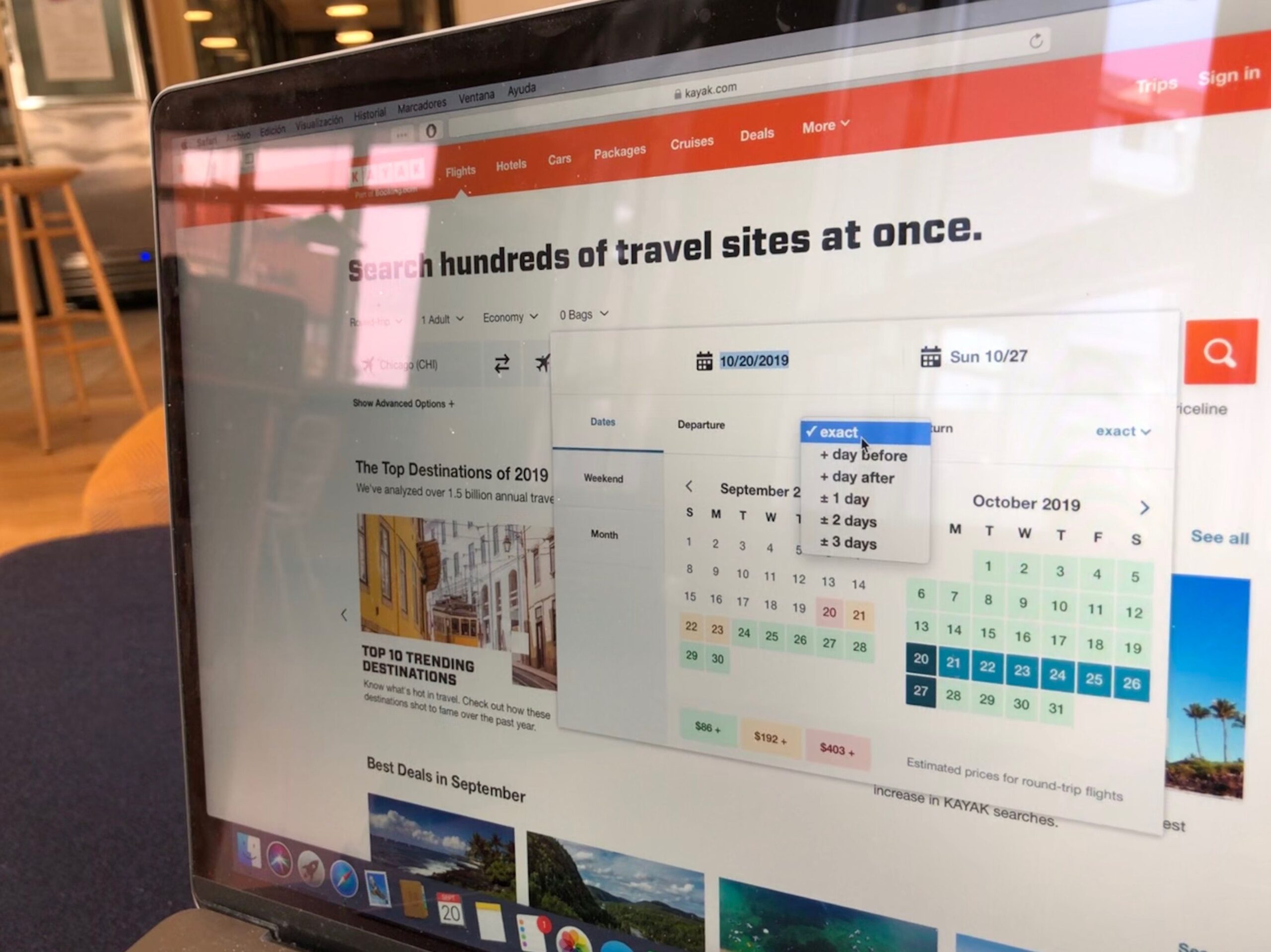 kayak website screen with mouse over flexible date option