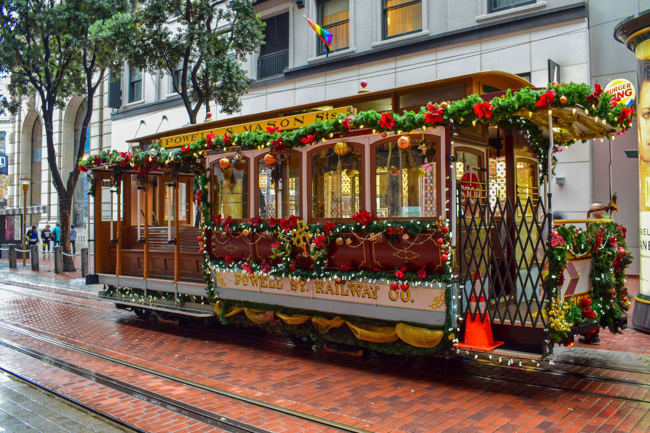 san francisco holiday cable car