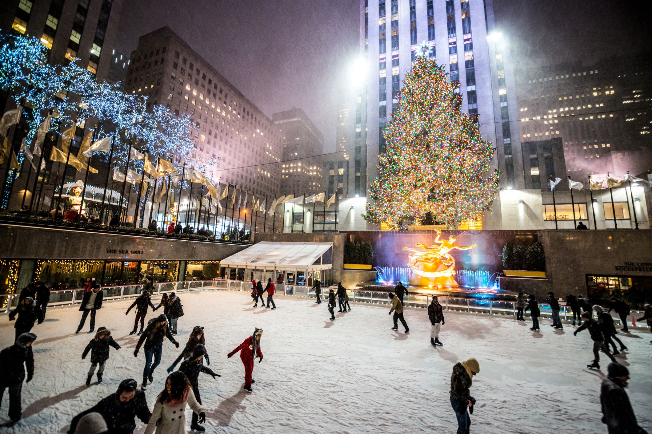 ice-skaters at rockefeller center
