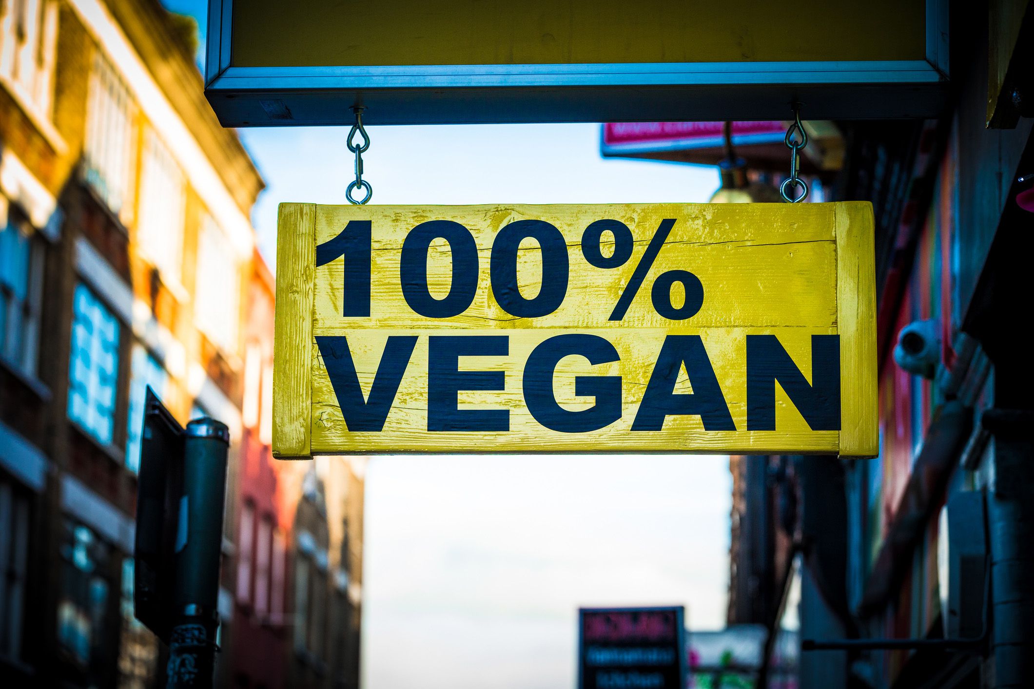 100% vegan sign