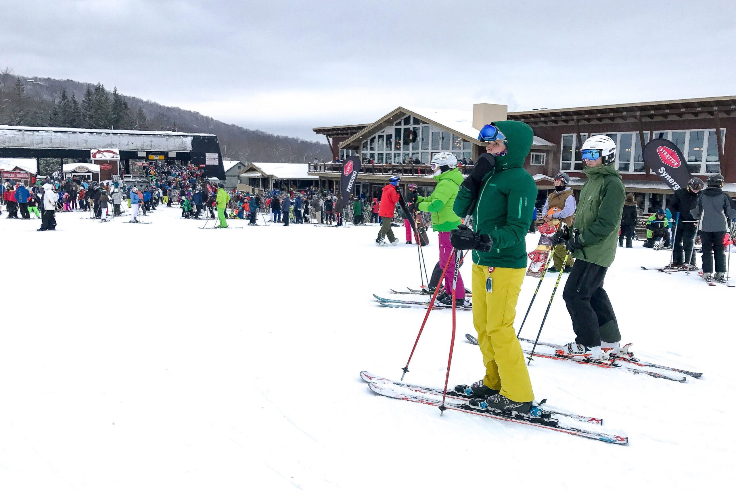 skiers in stratton