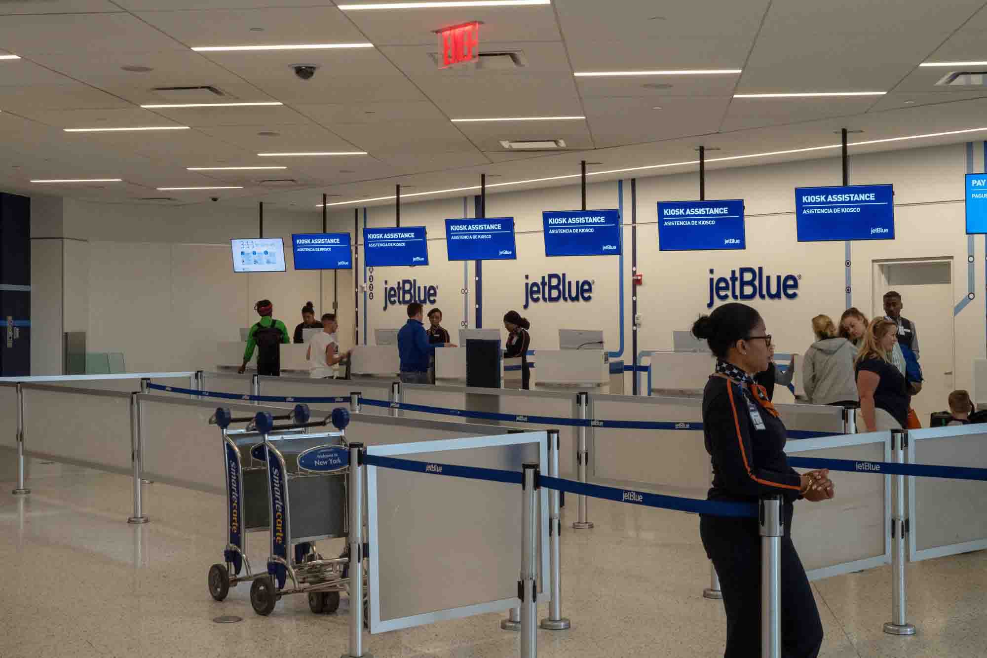 Jetblue assistance area at jfk airport