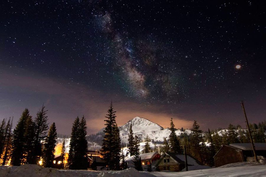 brighton resort at night