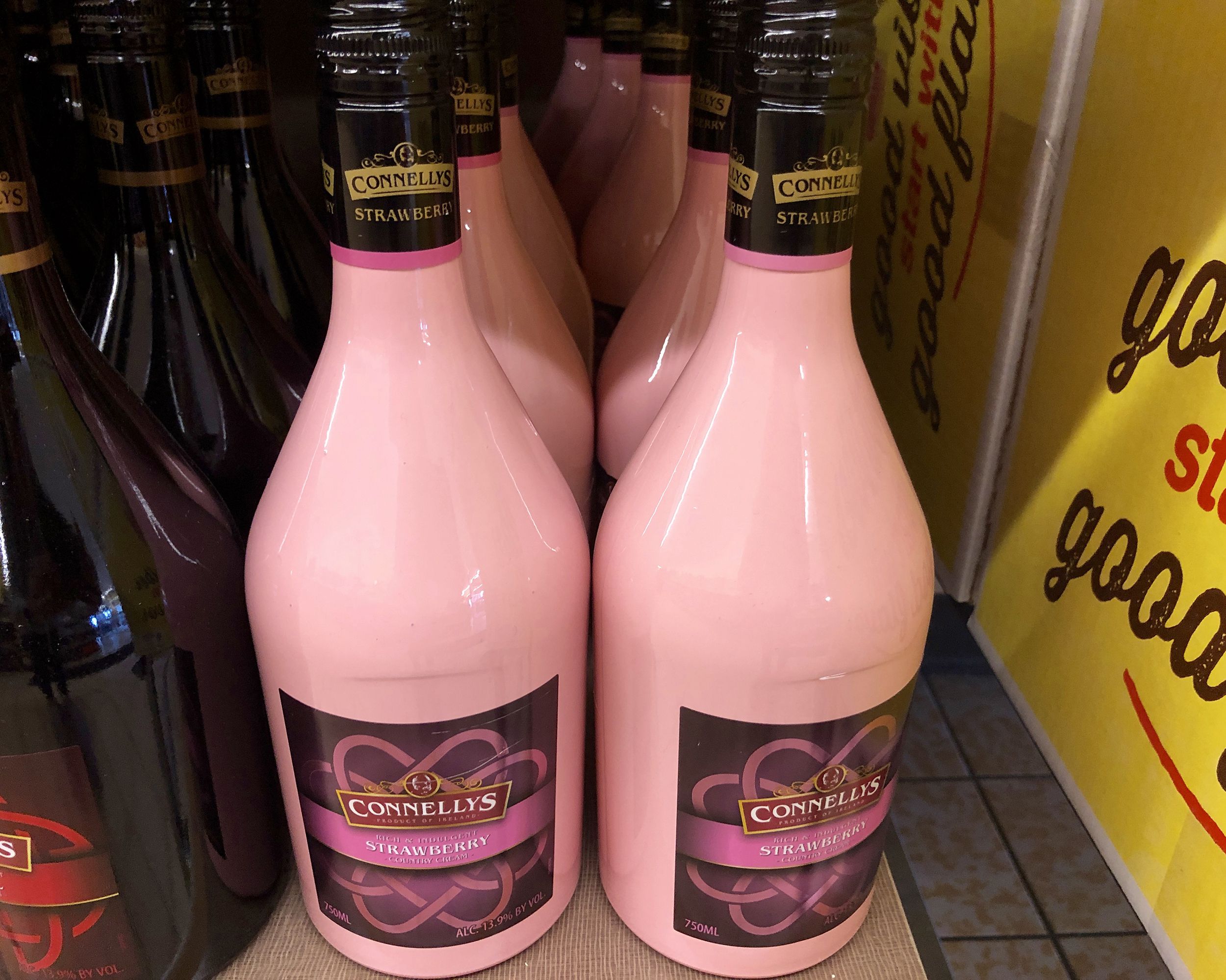 Connellys Strawberry Country Cream