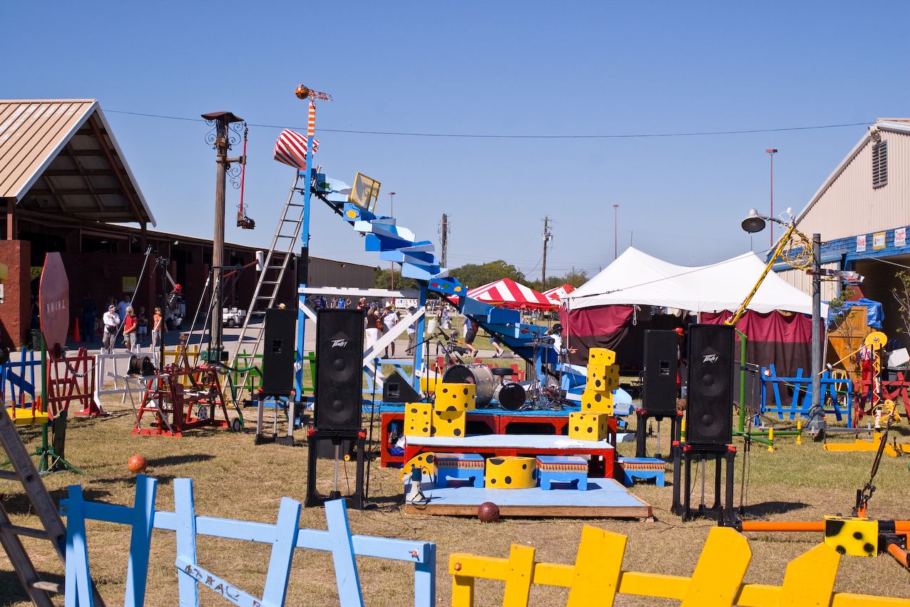 Lifesize Game of Mouse Trap
