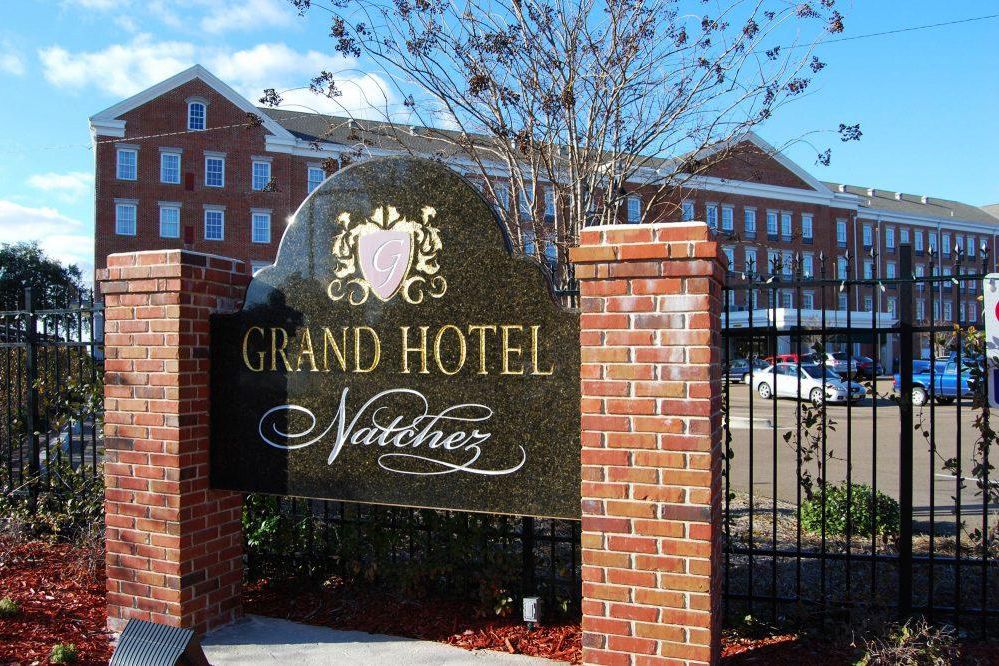 Mississippi: Natchez Grand Hotel