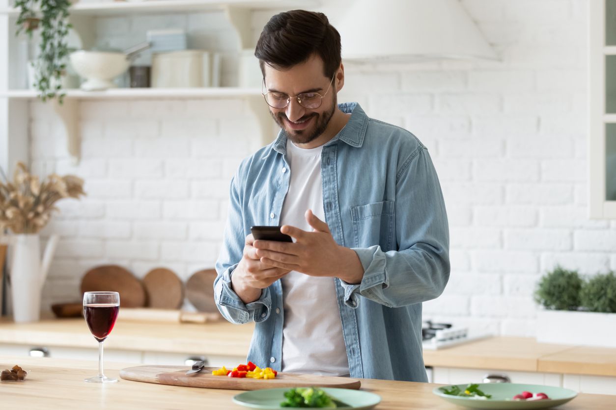 man texting