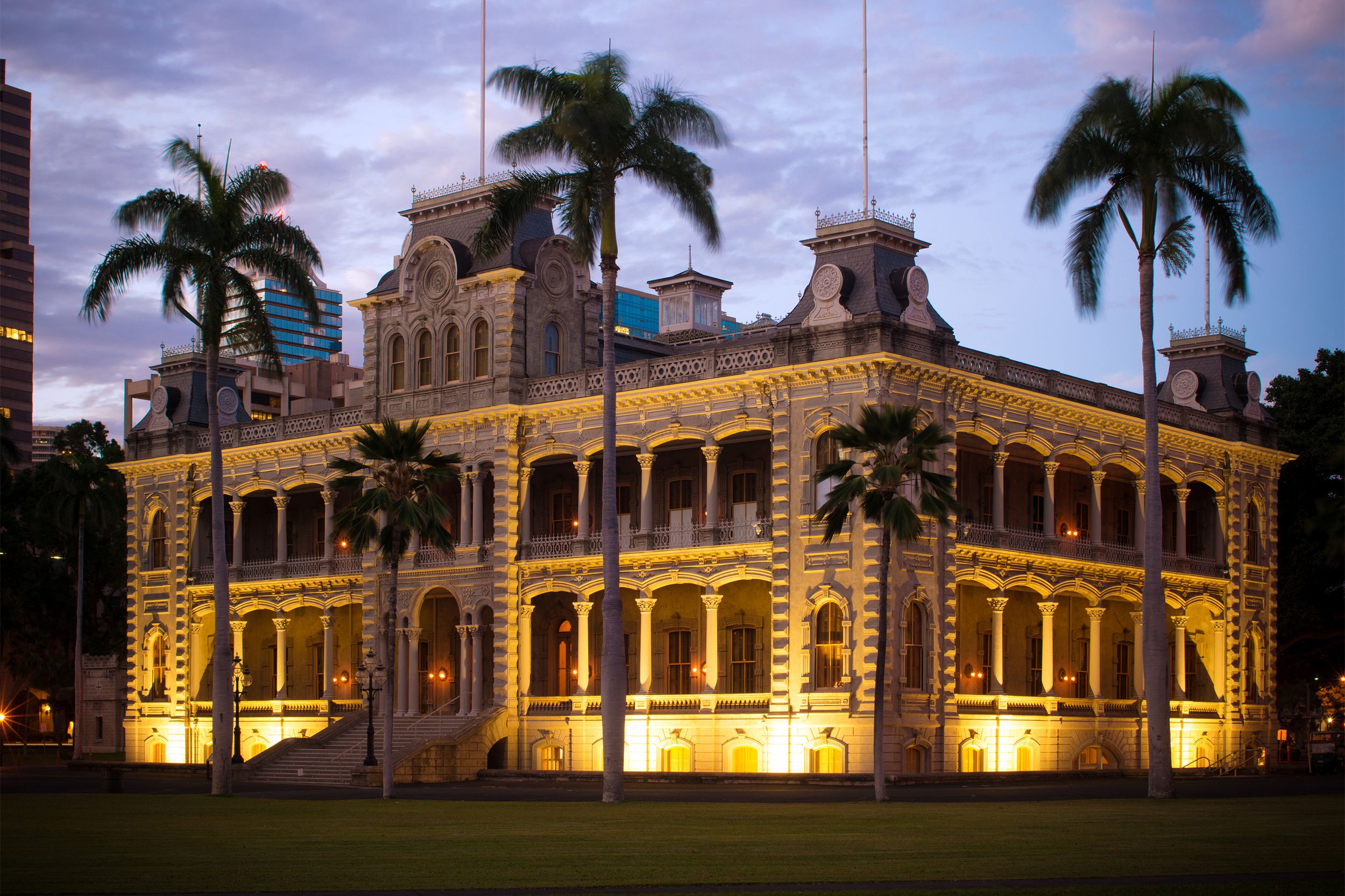 Iolani Palace