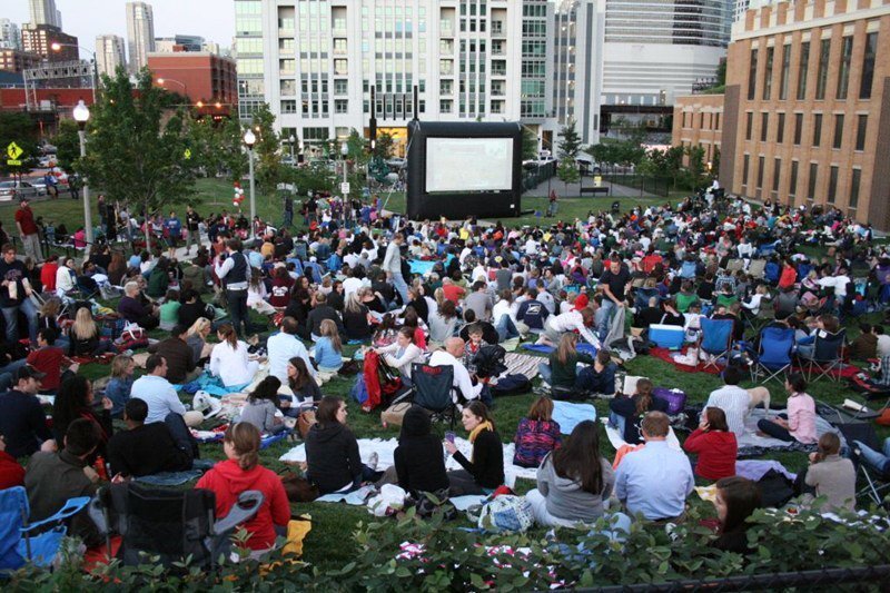 Movies in the Parks in Chicago