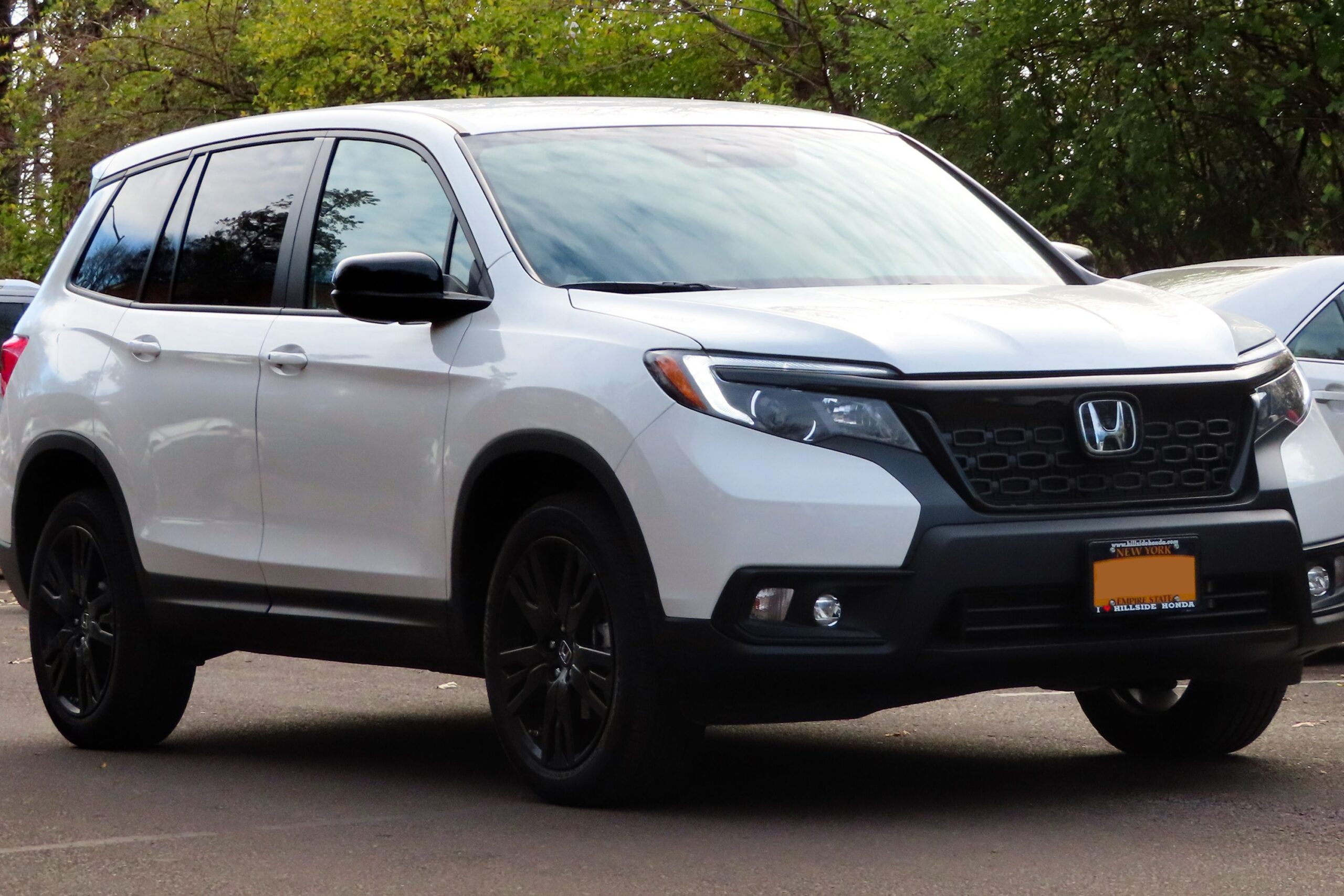 Honda Passport Sport AWD, front