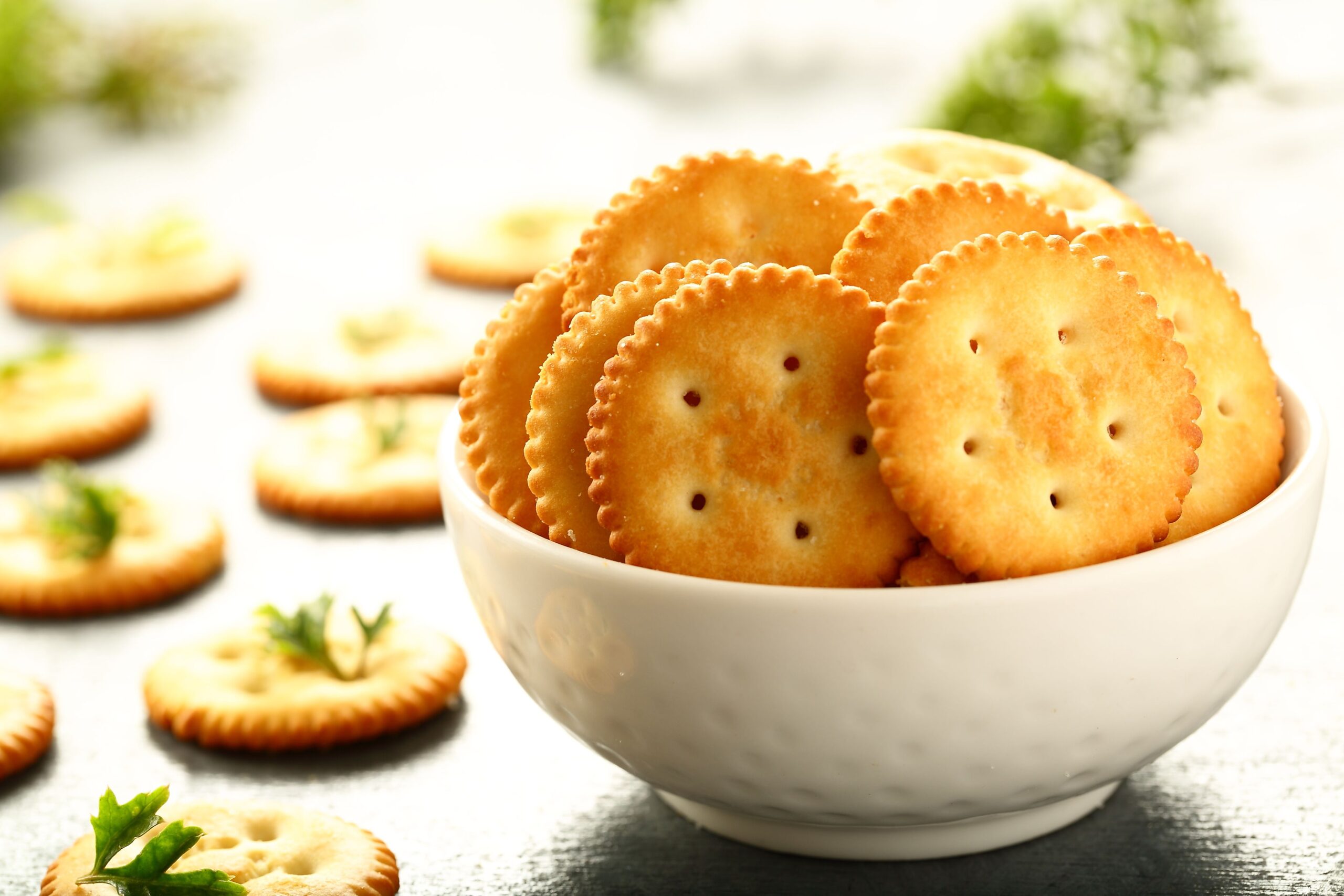 bowl of butter crackers