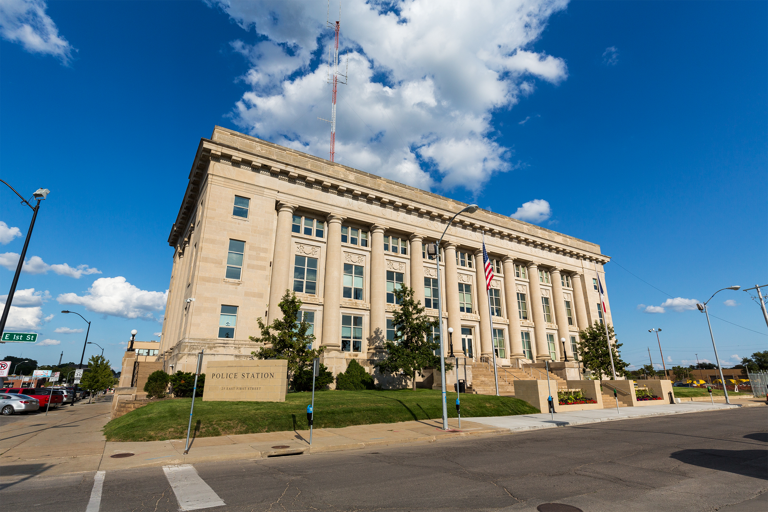 A police station in Des Moines, Iowa