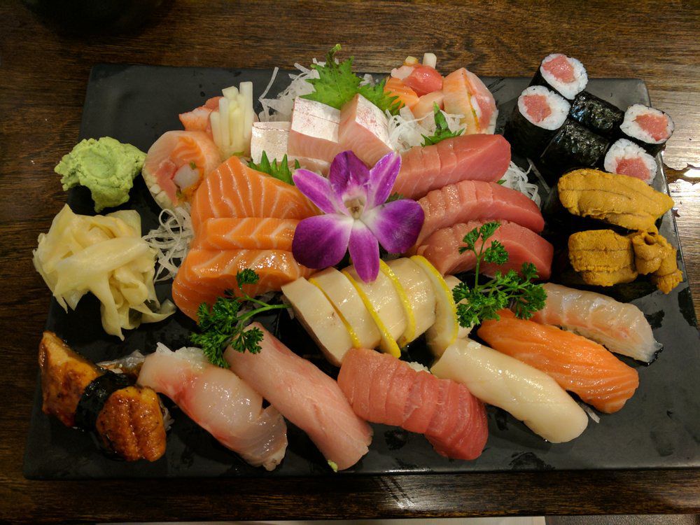 Sushi UNI in Kansas City, Kansas