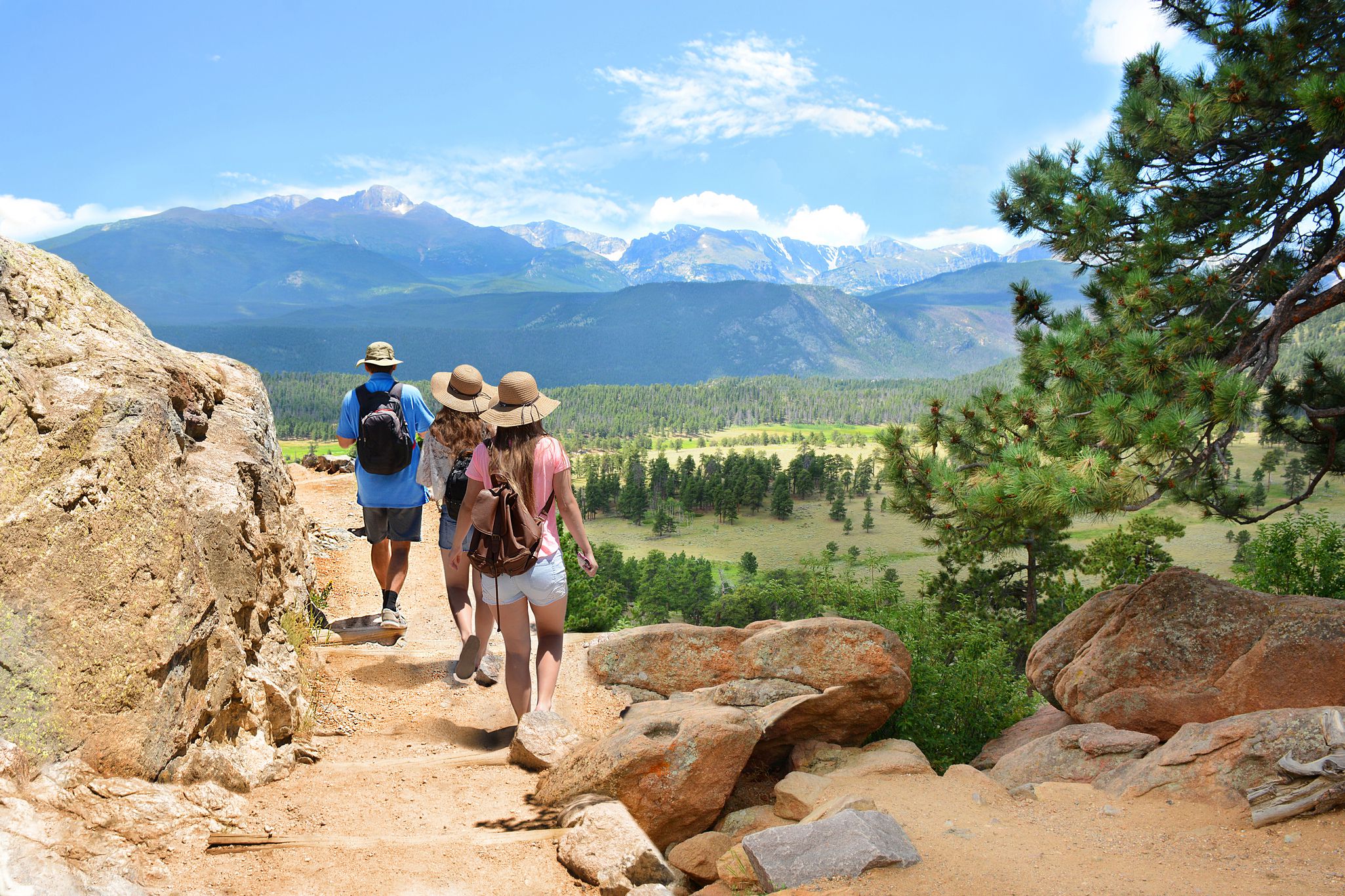 family hiking in rocky mountain national park