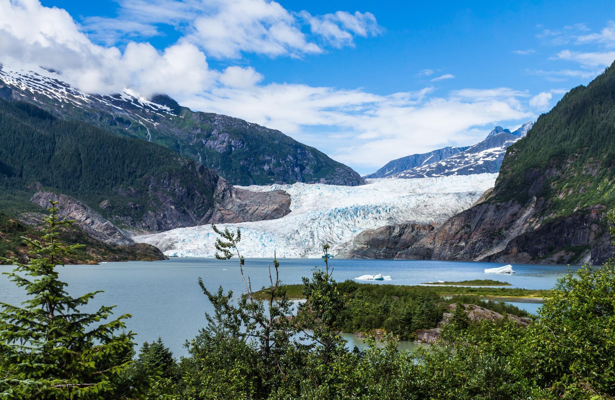 Mendenhall Lake