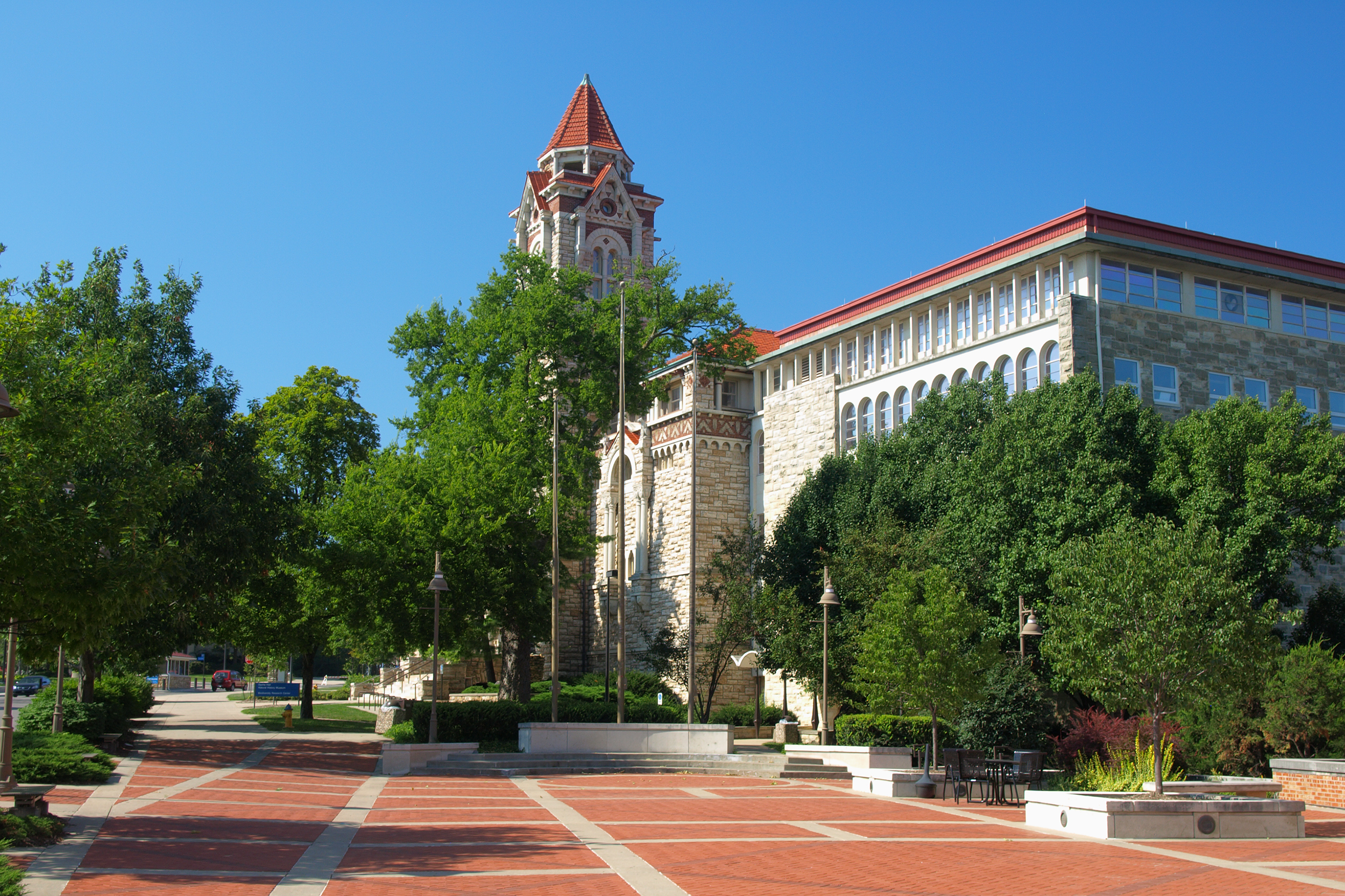 Dyche Hall Museum of Natural History