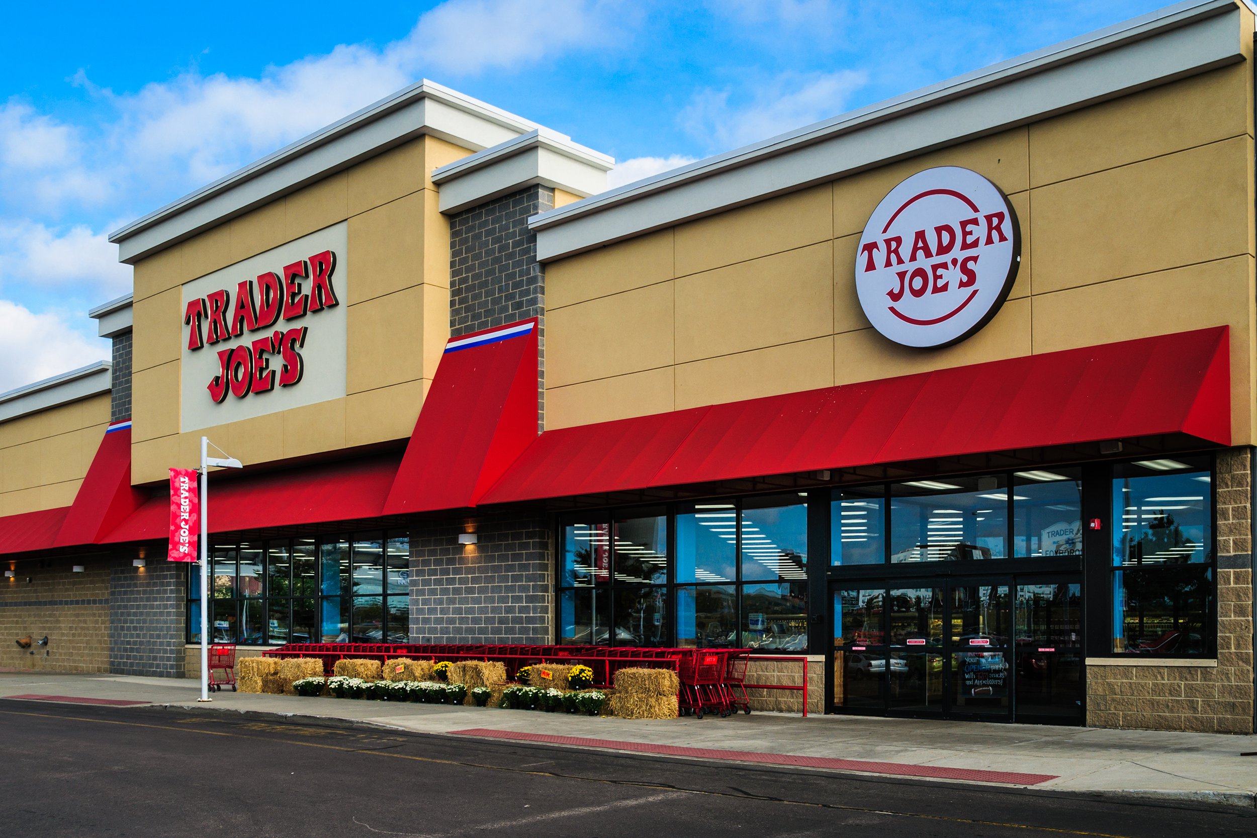 Outside view of a Trader Joe's grocery store in Massachusetts