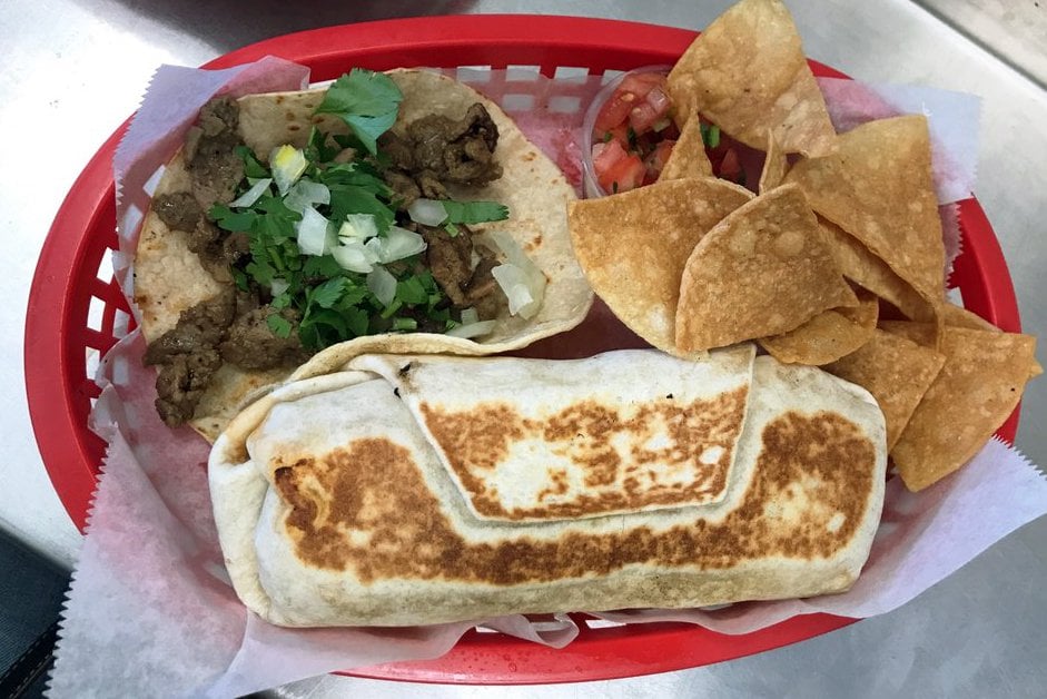 Antojitos Mexicanos Tenorio in Miami, Florida