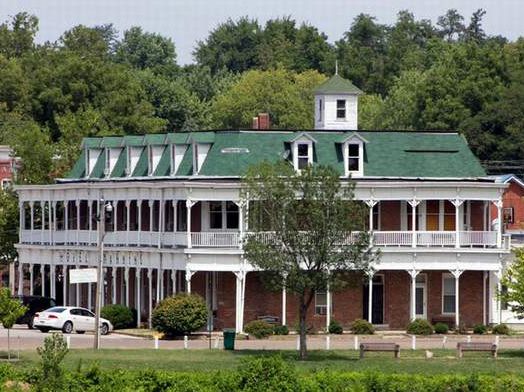 Hotel Manning