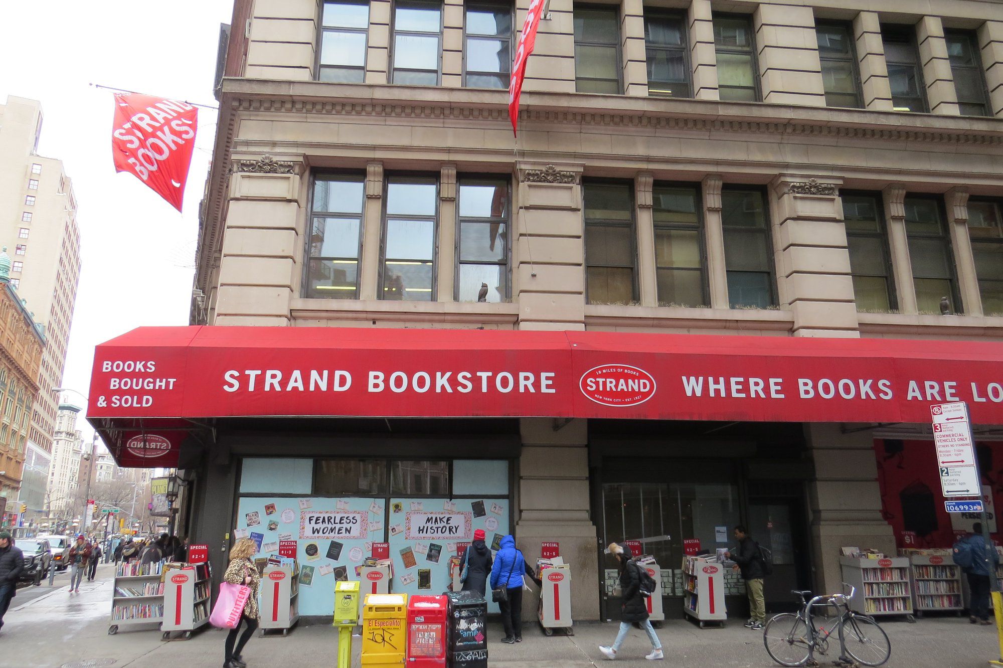 Strand Book Store
