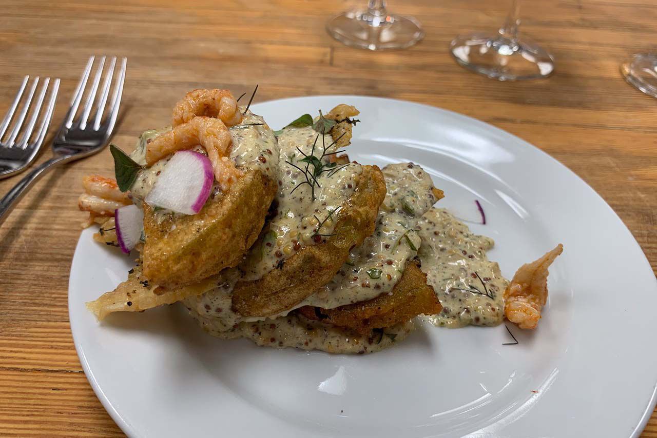 White Pillars Restaurant food