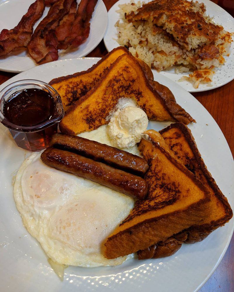 Hollywood Grill in Chicago, Illinois