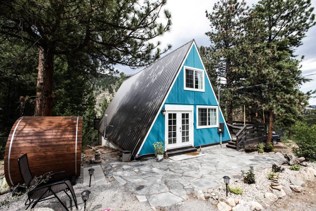 Hygge Chalet and Scandinavian Sauna in Grant, CO