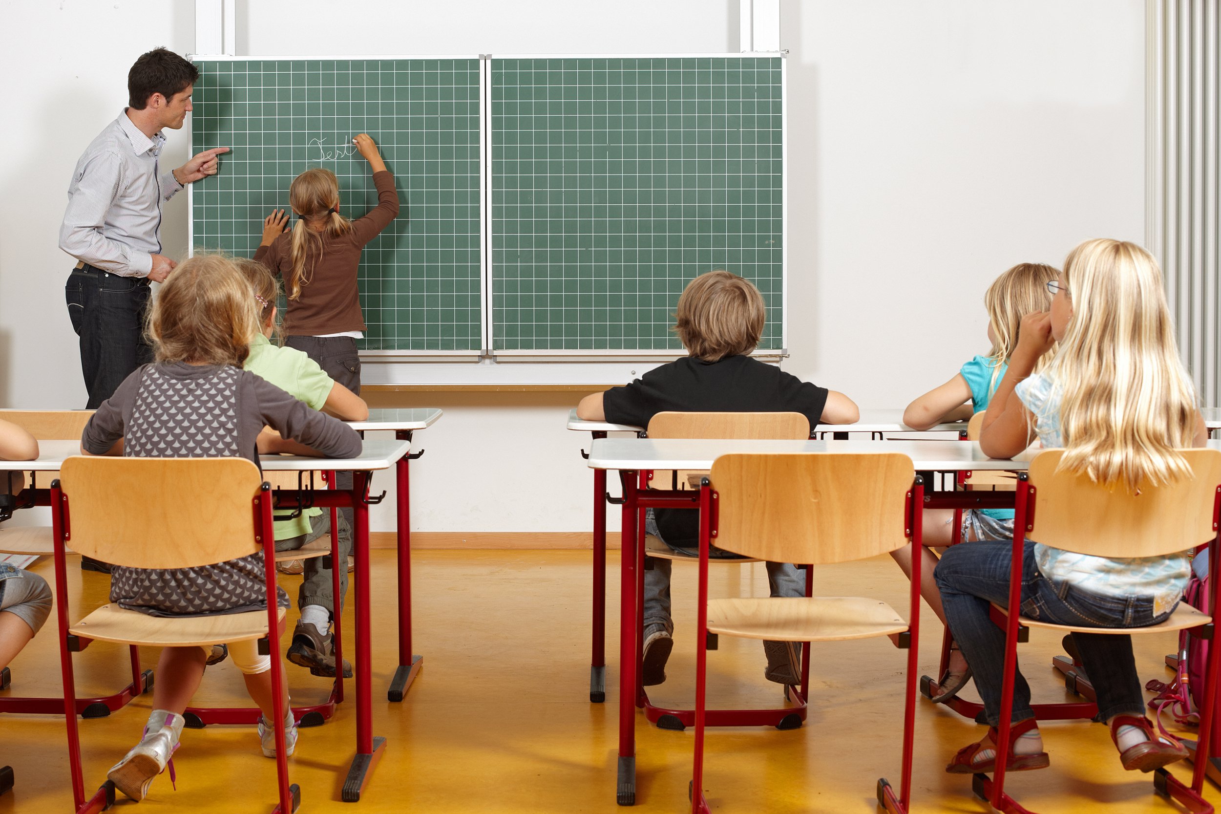classroom with students and teacher