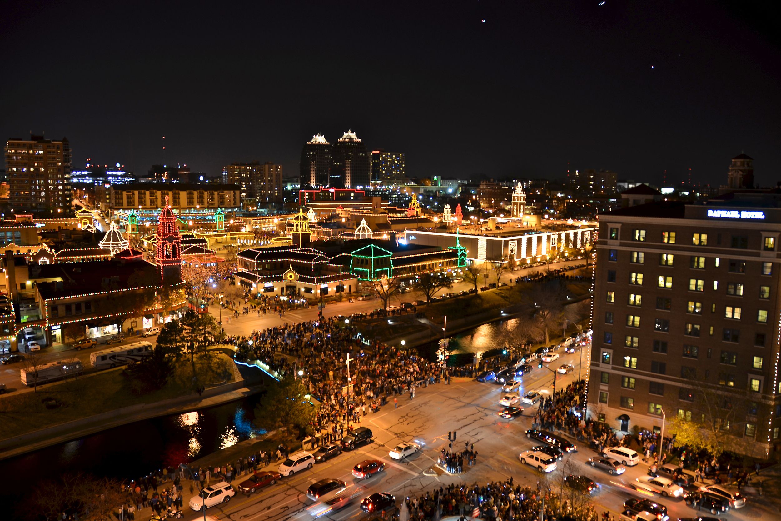 Christmas Lights, Country Club Plaza, Kansas City, Missouri