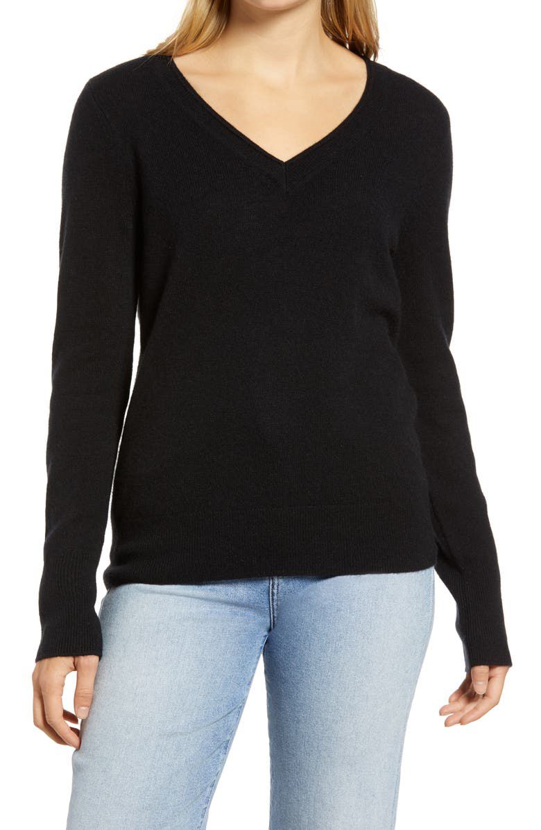Halogen V-Neck Cashmere Sweater