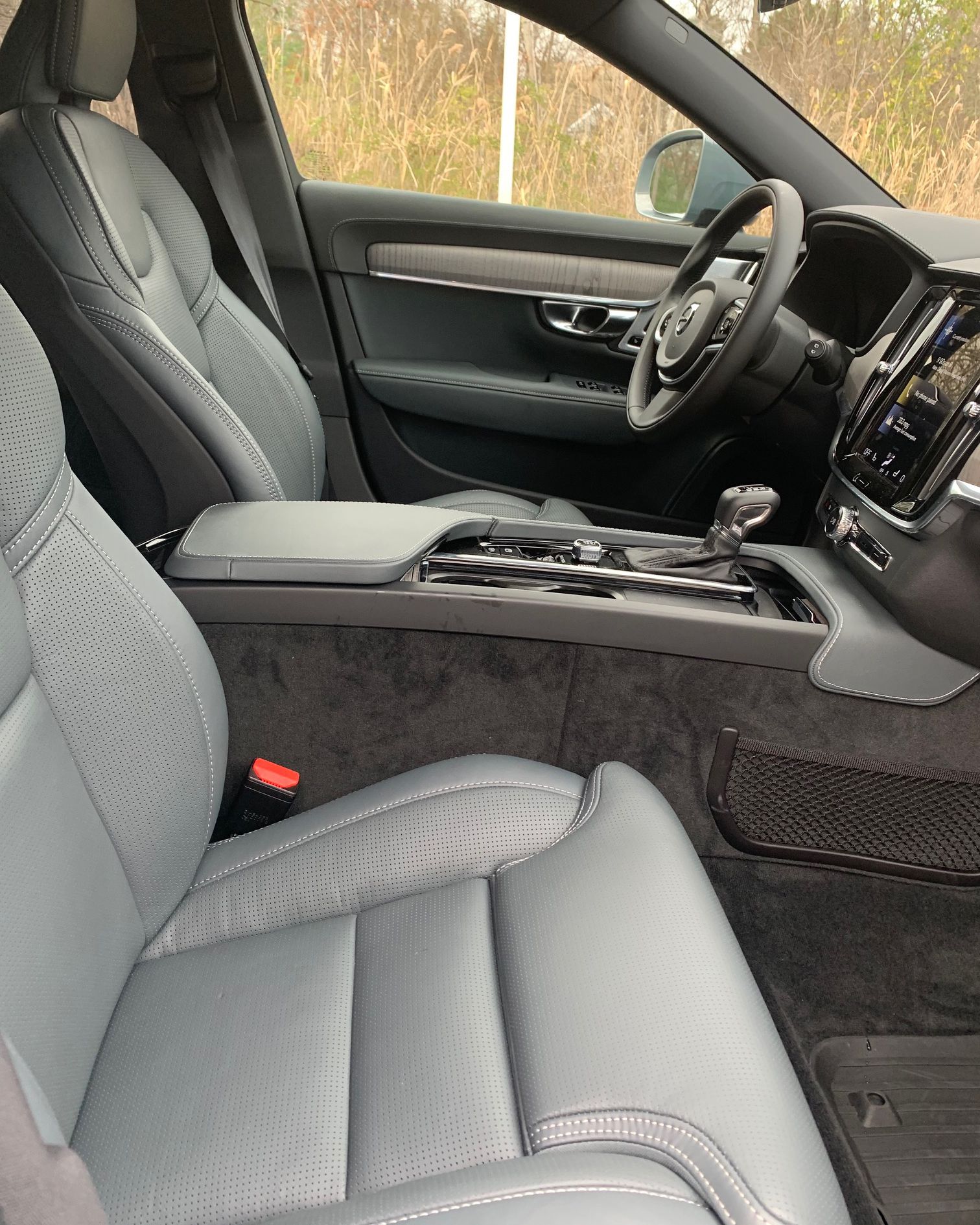 2021 Volvo Interior front seats