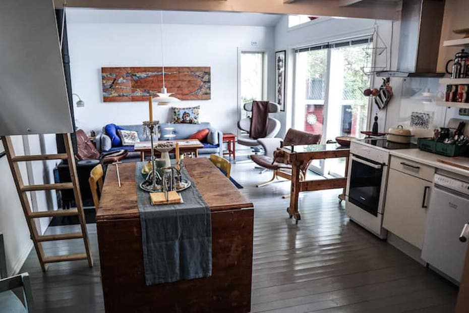 Lofted Lakeside Retreat | A Closer Look