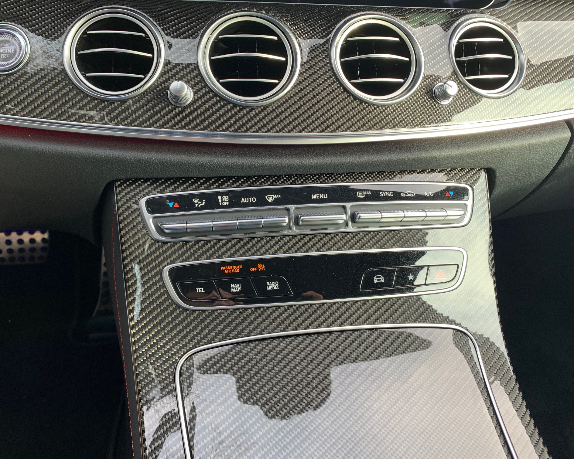 2021 Mercedes E-Class front seat dashboard