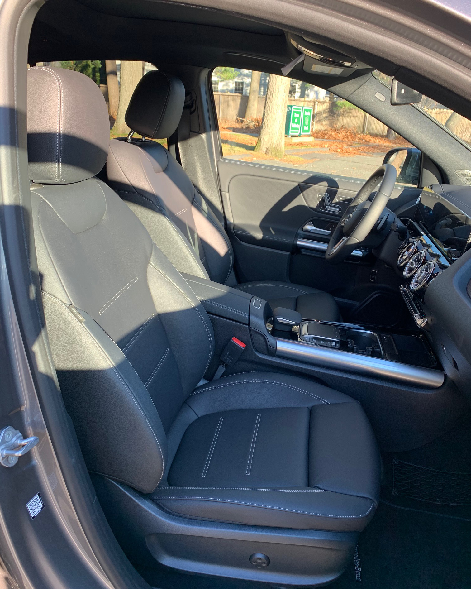 2021 Mercedes Interior Front Seats