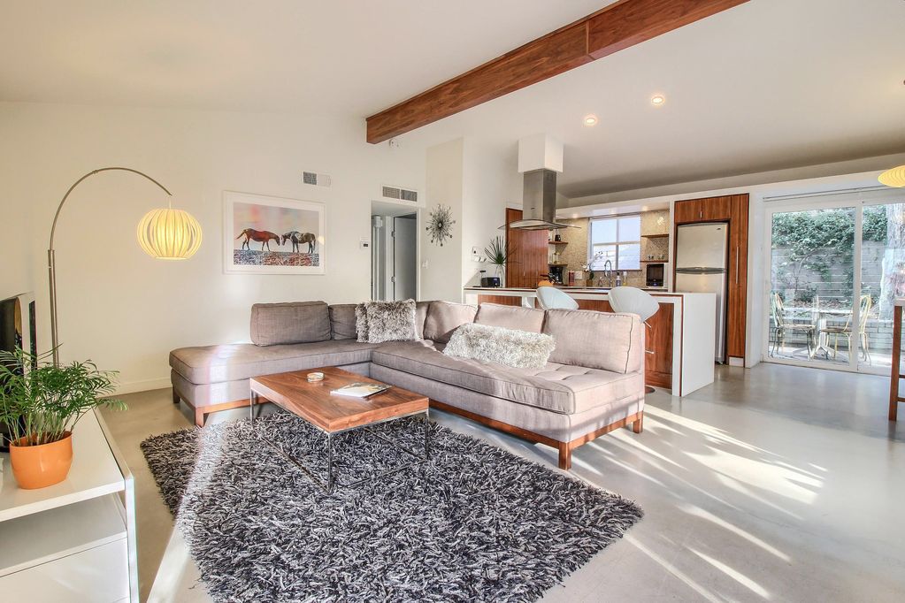 Urban ATX Retreat