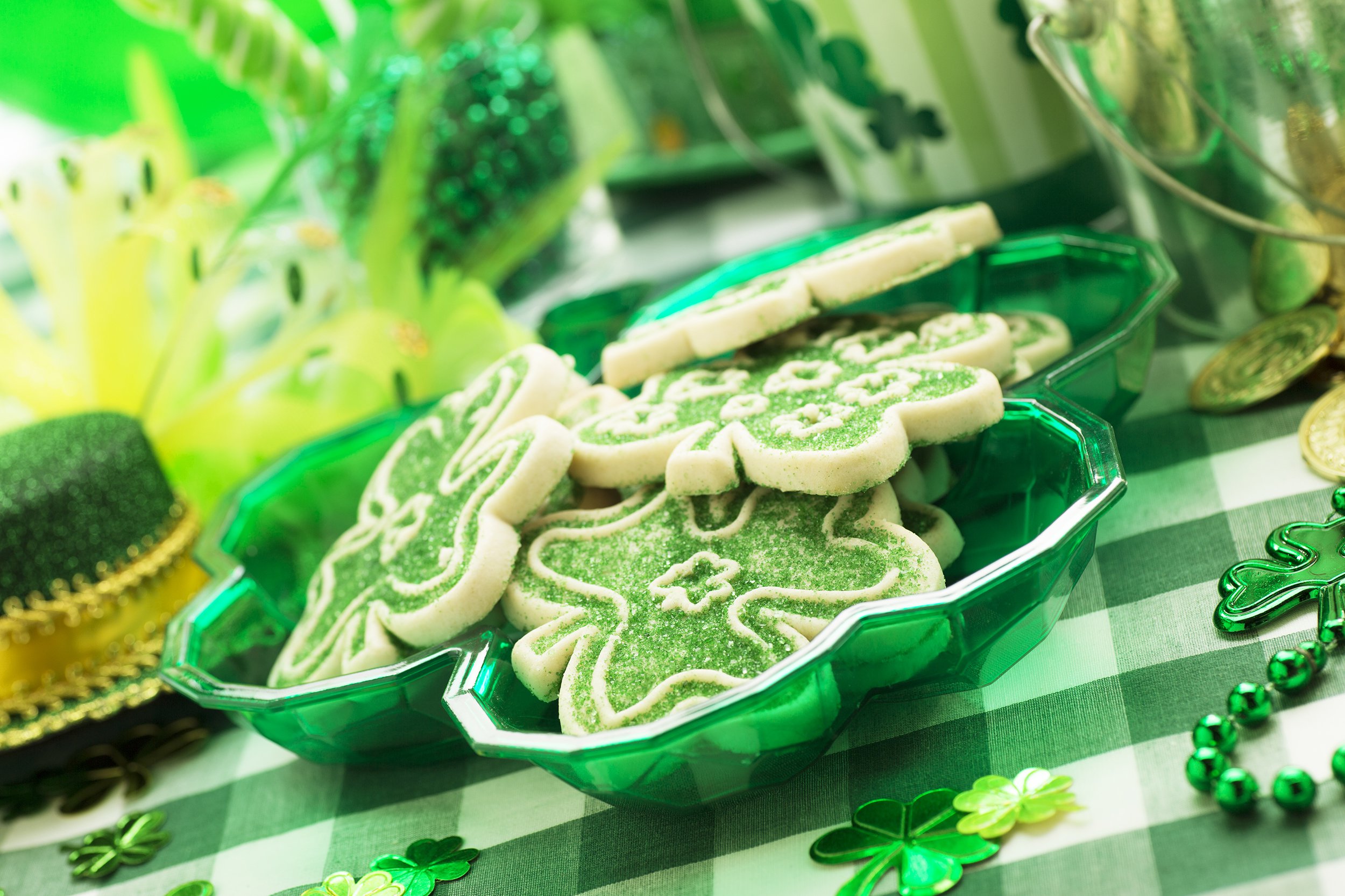 St. Patricks Day party cookies and decorations