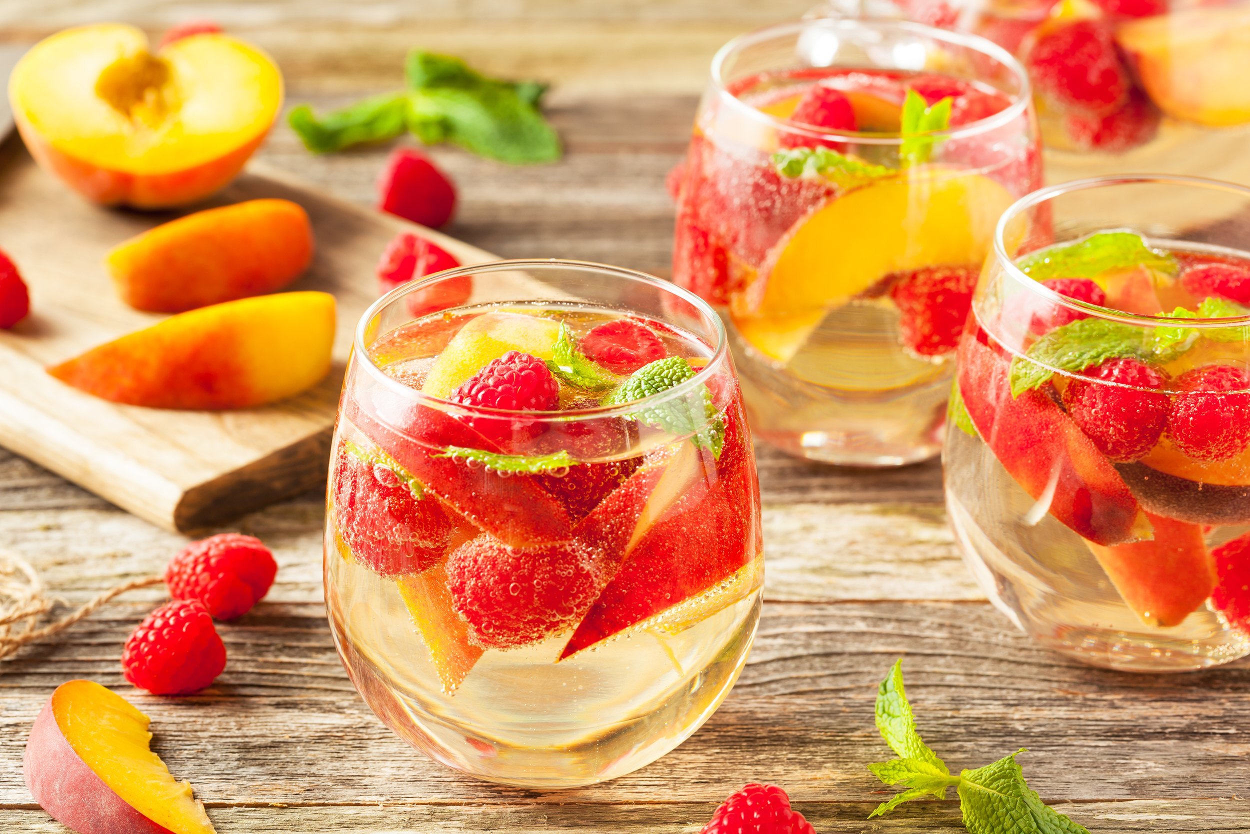 peach sangria