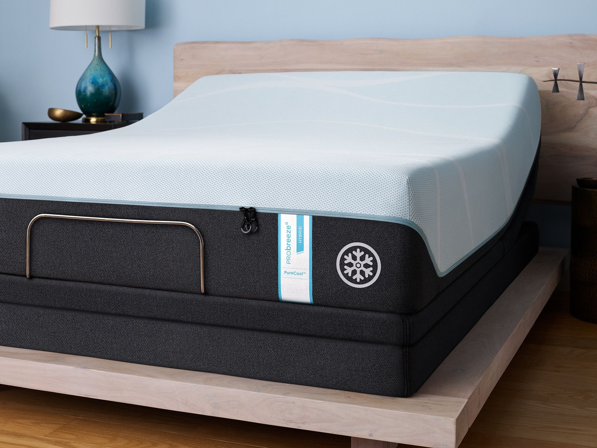 Tempur-PRObreeze Medium Hybrid Mattress