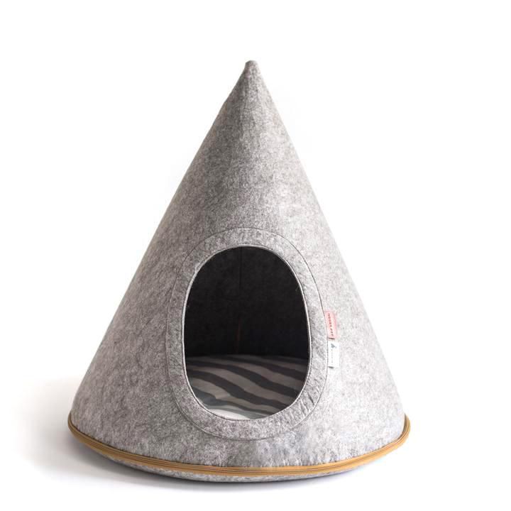 Flannel Teepee Pet Tent